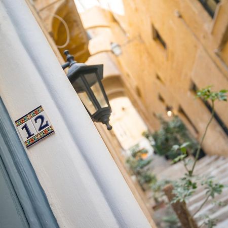 Valletta Most Central Studio Apartment 16Th-Century Building Экстерьер фото