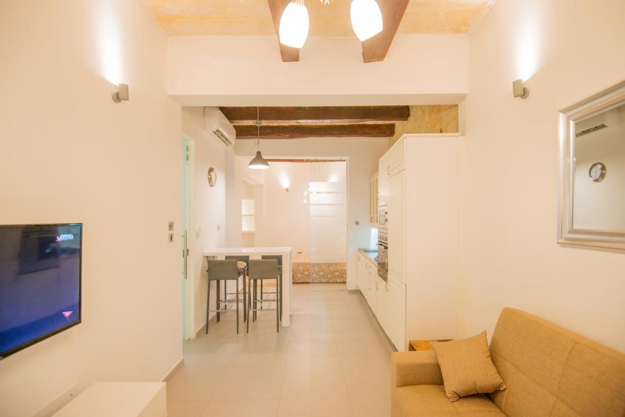 Valletta Most Central Studio Apartment 16Th-Century Building Экстерьер фото